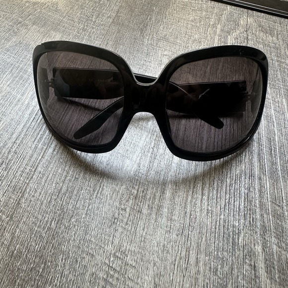 Ralph Lauren Sunglasses 115 Shiny Black Cat Eye Frame w/ Gradient Gray main image 7